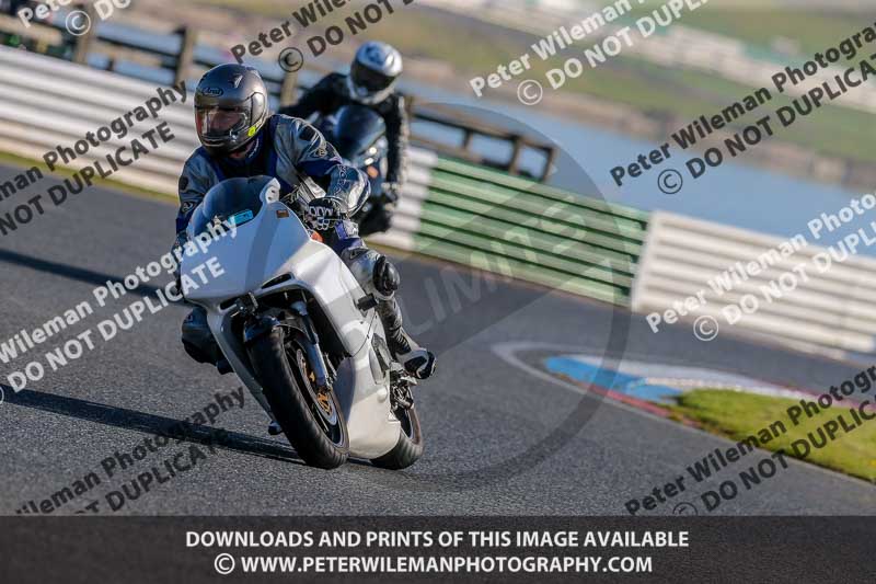 PJM Wedding Photography;enduro digital images;event digital images;eventdigitalimages;mallory park;mallory park photographs;mallory park trackday;mallory park trackday photographs;no limits trackdays;peter wileman photography;racing digital images;trackday digital images;trackday photos